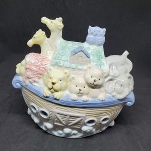 Cosmos Gifts Noah's Ark Night Light